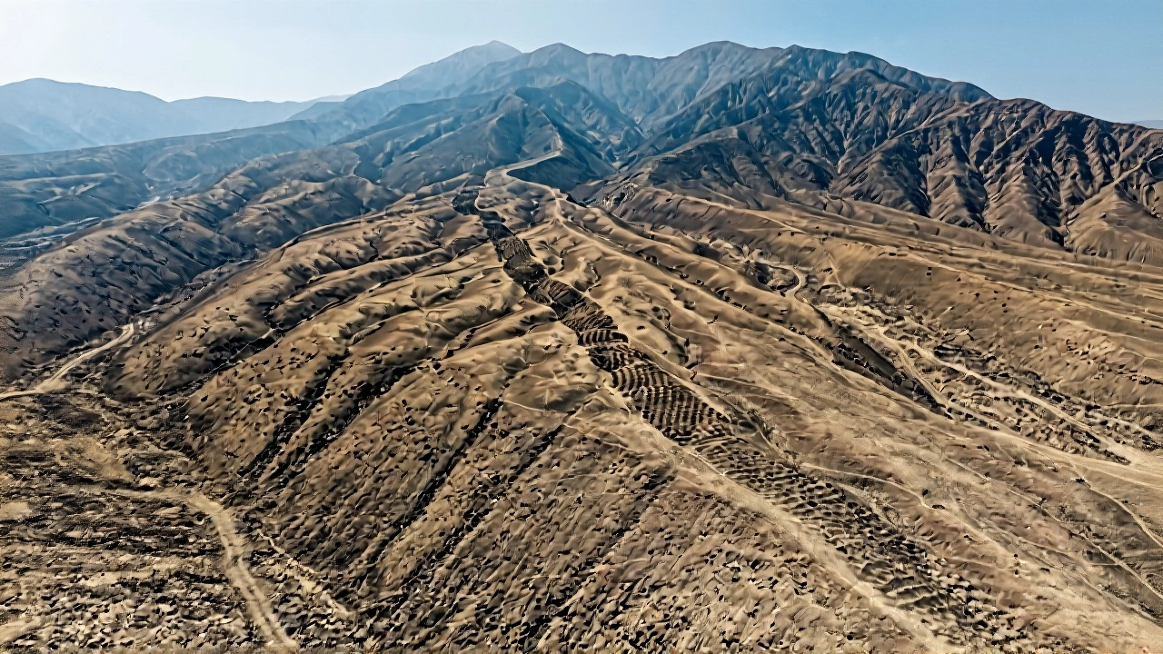 Peru’s 5,200-Hole Mystery Solved: Ancient Barter Market Turned Inca Accounting System